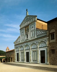 Fasad av kyrkan San Miniato al Monte (fotografi)