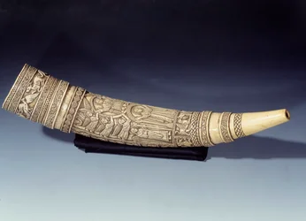 Elfenbensolliv från klostret Saint-Arnoul i Metz: Kristus och Jungfrun i majestät (i ära). Tillverkad i södra Italien. 1000- eller 1100-talet. Sön 0,64 m Paris, medeltidens nationalmuseum, Thermes de Cluny