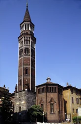 Milano: klocktornet i San Gottardo.