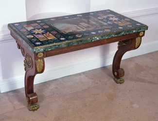 Bordsskiva föreställande Colosseum, efter design av Antonio Ciocci (fl.1722-92) (pietra dure) (se 316265 för par)
