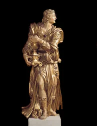 Vy över en av träänglarna i kapellet Bardi di Vernio (En förgylld träängel) 1300-talets Florens, Basilica Santa Croce, Italien