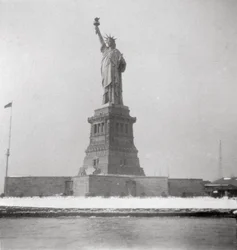 Frihetsgudinnan, New York City, USA, 1900-talet