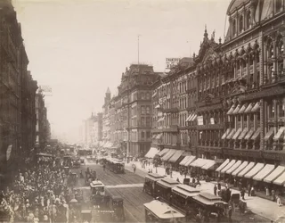Utsikt över State Street norrut från Madison Street, Chicago, 1890