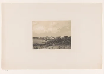 Landskap med by vid horisonten