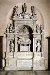 Begravningsmonument till hyllning till kardinal Ascanio Maria Sforza (marmorskulptur, 1505-1507)
