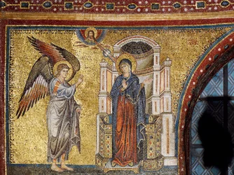 Bebådelsen, detalj ur Jungfruns kröning och Berättelser om Maria, av Jacopo Torriti, mosaik i absidens halvkupol, basilikan Santa Maria Maggiore, Rom, Italien