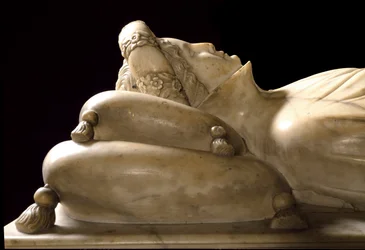 Monument till Ilaria del Carretto av familjen till markisen av Savona. Detalj. Marmor skulptur