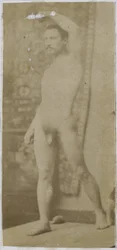 Studie av en manlig nakenmodell, stående upprätt och sedd snett framifrån, i Jacques de Lalaings studio