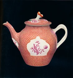 Worcester tekanna och lock, c1770