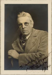 Porträtt av poeten William Butler Yeats 1865-1939.