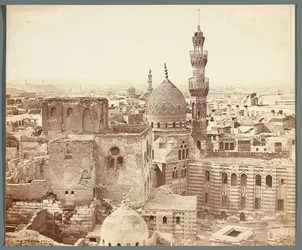 Egypten. Kairo. Vy över en av moskéerna