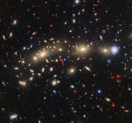 MACS 0416 (Hubble ACS och WFC3 + Webb NIRCam Image)