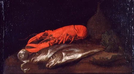 Ett stilleben av en hummer och fisk på ett bord