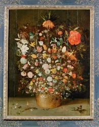 Stilleben:En bukett blommor i en vas av trä (målning på duk)