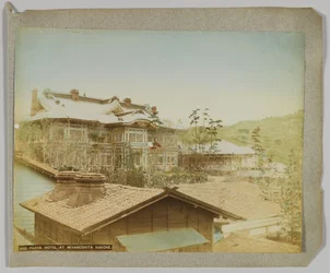 Fujiya Hotel, Miyanoshita, Hakone, Kanagawa Prefecture, Japan (handfärgat svartvitt foto)