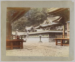 Tōshō-gū, Nikko, Japan (handfärgat svartvitt foto)