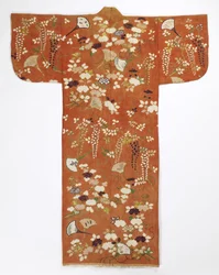 Kimono (furisode), sent 1700-tal (damastsilke, siden och metalltrådar)