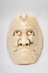 Okimono mask snidad som en karaktär från Kabuki eller annan teater
