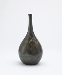 Sake-flaska, Imbe, Okayama-prefekturen, Edo-perioden, sent 1600-tidigt 1700-tal (stengods med röd slip & trä-aska glasyr)