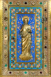 Interiörvy, Chapelle du Mont-Carmel, altare: tabernakel, Salvator Mundi på dörren, blå emaljbakgrund med bladverk.A. Chertier, guldsmed i Paris