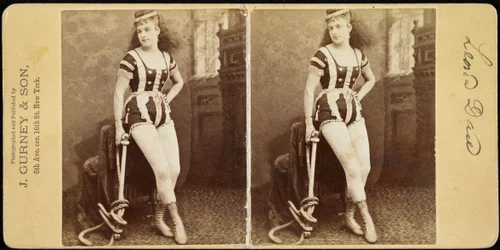 Leona Dare, 1869-74 (albumintryck)