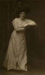 Beals självporträtt, ca 1905-40 (gelatinsilverfoto)