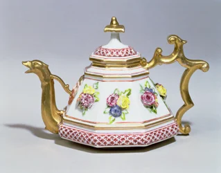 Åttkantig tekanna från Meissen, omkring 1718, porslin