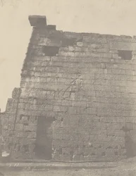 Louqsor, historiska skulpturer av pylonen (höger massiv)