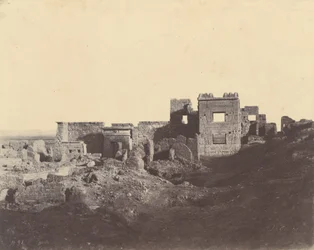 Medinet Habu. Utsikt från ingången till Ramses Méiamouns palats
