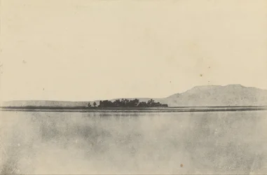 Thebe, byn Ghezireh