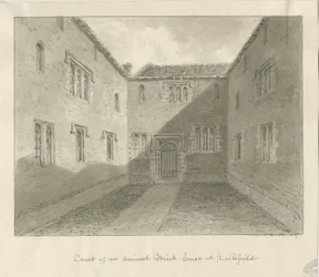 Lichfield - Court Yard of Old House in The Close: sepiateckning