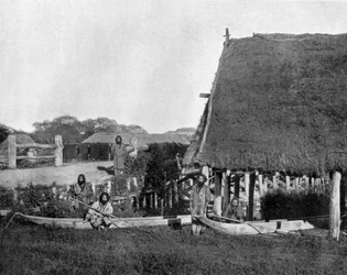 Natuals of Jesso Island i Japan här av aboriginerna foto av John Lawson Stoddard (1850 1931) Resenär och konferensdeltagare Utbildningspublikation för -Chicago (s/v foto)