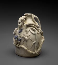 Temperancekanna, ca 1870-72 (saltglaserat stengods med kobolt- och slipdekor)