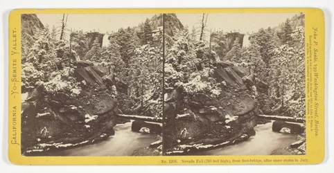 Nevada Fall (700 fot hög), från gångbron, efter snöstorm i juli, nr 1208 ur serien "California - Yo-Semite Valley"