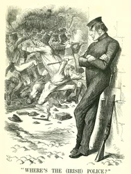 Var är den (irländska) polisen?: William Gladstone, brittisk premiärminister, tittar på oroligheterna i Irland och väntar på att få ingripa. I april antog parlamentet en ny irländsk fredsskyddslag. John Tenniel tecknad film från Punch, London