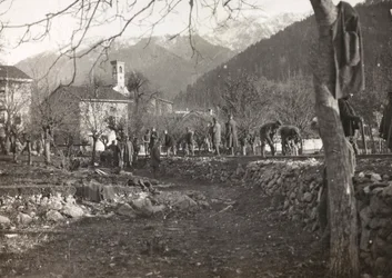 Album "Meine weltkriegs - Erinnerungen South-West Front (Kärnten, Italien, Sydtyrolen) (Mitt världskrig - minnen från sydvästra fronten i Kärnten, Italien, Trentino-Alto Adige) 31/03/1915-12/11/ 1918 - Josef Zohles Wien ": soldater att arbeta för co