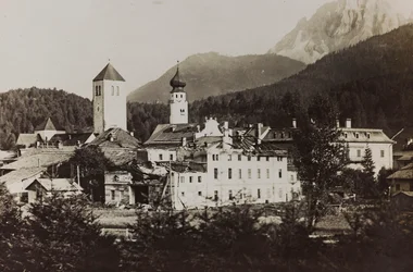 Album "Mitt världskrig - minnen av sydvästra fronten i Kärnten, Italien, Trentino-Alto Adige) 31/03/1915-12/11/ 1918 - Josef Zohles Vienna ": se Dobbiaco efter bomben
