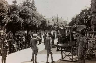 Album "Mitt världskrig - minnen av sydvästra fronten i Kärnten, Italien, Trentino-Alto Adige) 31/03/1915-12/11/1918 - Josef Zohles Wien ": Österrikiska soldater (s/v bild