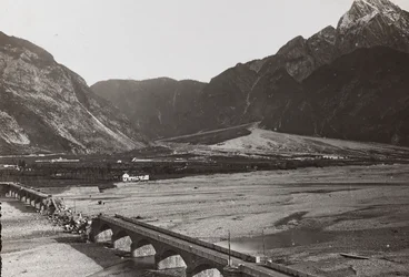 Album "Mitt världskrig - minnen av sydvästra fronten i Kärnten, Italien, Trentino-Alto Adige) 31/03/1915-12/11/ 1918 - Josef Zohle
