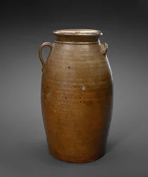 Churn, c. 1870-1900 (glidglaserat stengods)