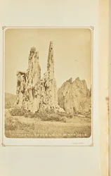 Cathedral Rocks, Gudarnas trädgård