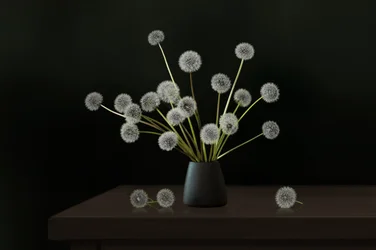 En stillsam blomsterarrangemang med maskrosor
