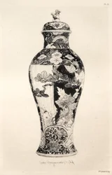 Keramikkonstens historia: En beskrivande och filosofisk studie av alla tiders och alla nationers keramik: Japan: krysantemum-pionfamiljen. - Kruka, ”potiche”, med Fo-hunden och en karp som hoppar upp ur vattnet (Plansch III)