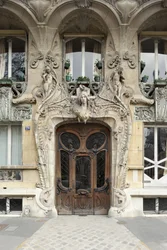 Entrédörr till Avenue Rapp 29 i Paris 7:e arrondissement, jugendarkitektur