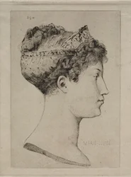 Marie Louise i profil
