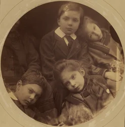 [Barn till Charles Loyd Norman och Julia Cameron Norman: George, Archie, Charlotte och Adeline]