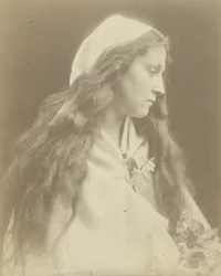 "Sjöns dam" Mary Ann Hillier