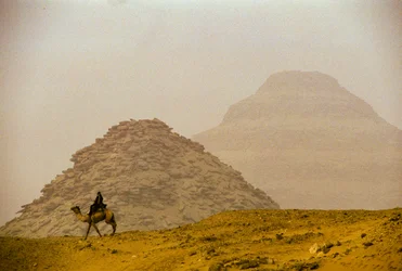 Saqqara; Teti Pyramid; 6:e dynastin; Djoser Pyramid (i bakgrunden); Egypten