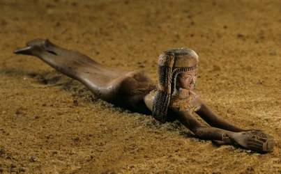 Unguent-sked; Amenhotep III:s regeringstid; trä; guld, 2009 (foto)