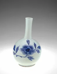 Punwon ware-flaska, Kyonggi-provinsen, Chosun-perioden (porslin med koboltpigment under klar färglös glasyr)